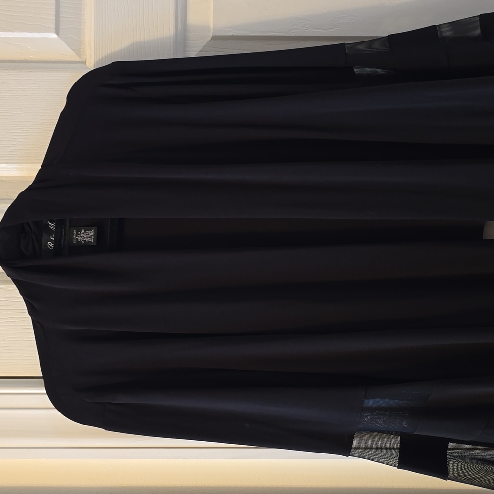 R&M COLLECTION BRAND WOMEN'S FANCY BLACK SHRUG SIZE LARGE
